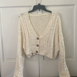 NWOT Aeropostale White Ivory Cropped Full Length Sleeve Cardigan Knit Sweater